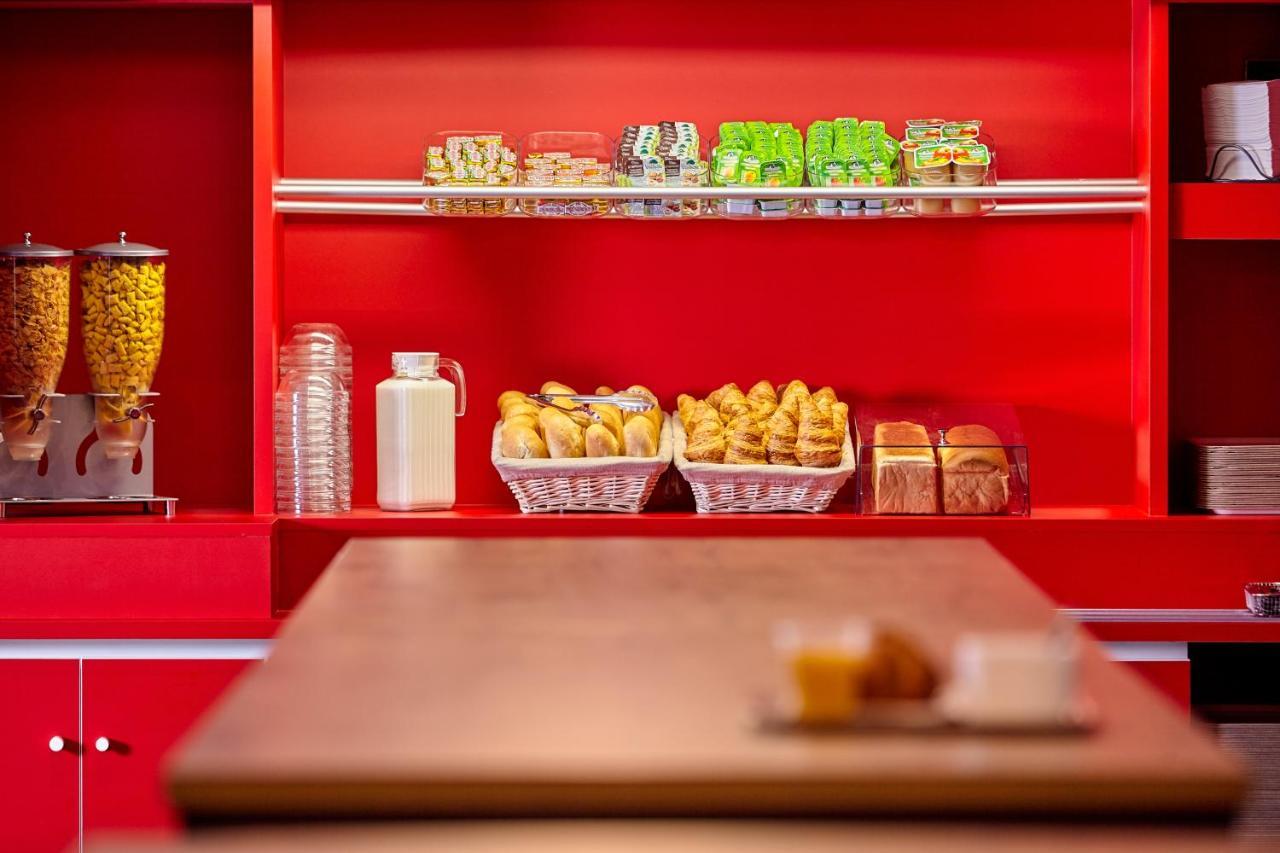 Hotelf1 Clermont Ferrand Est Ngoại thất bức ảnh